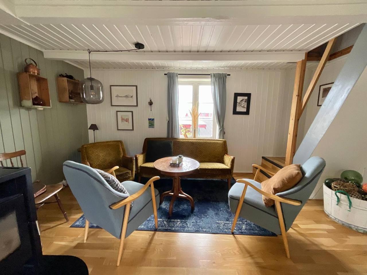 Autentisk rorbu i vakre Stamsund Eksteriør billede